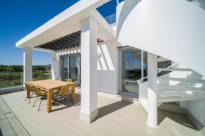 CONTEMPORARY PENTHOUSE SUNSET + SEA VIEW RESORT PARKING